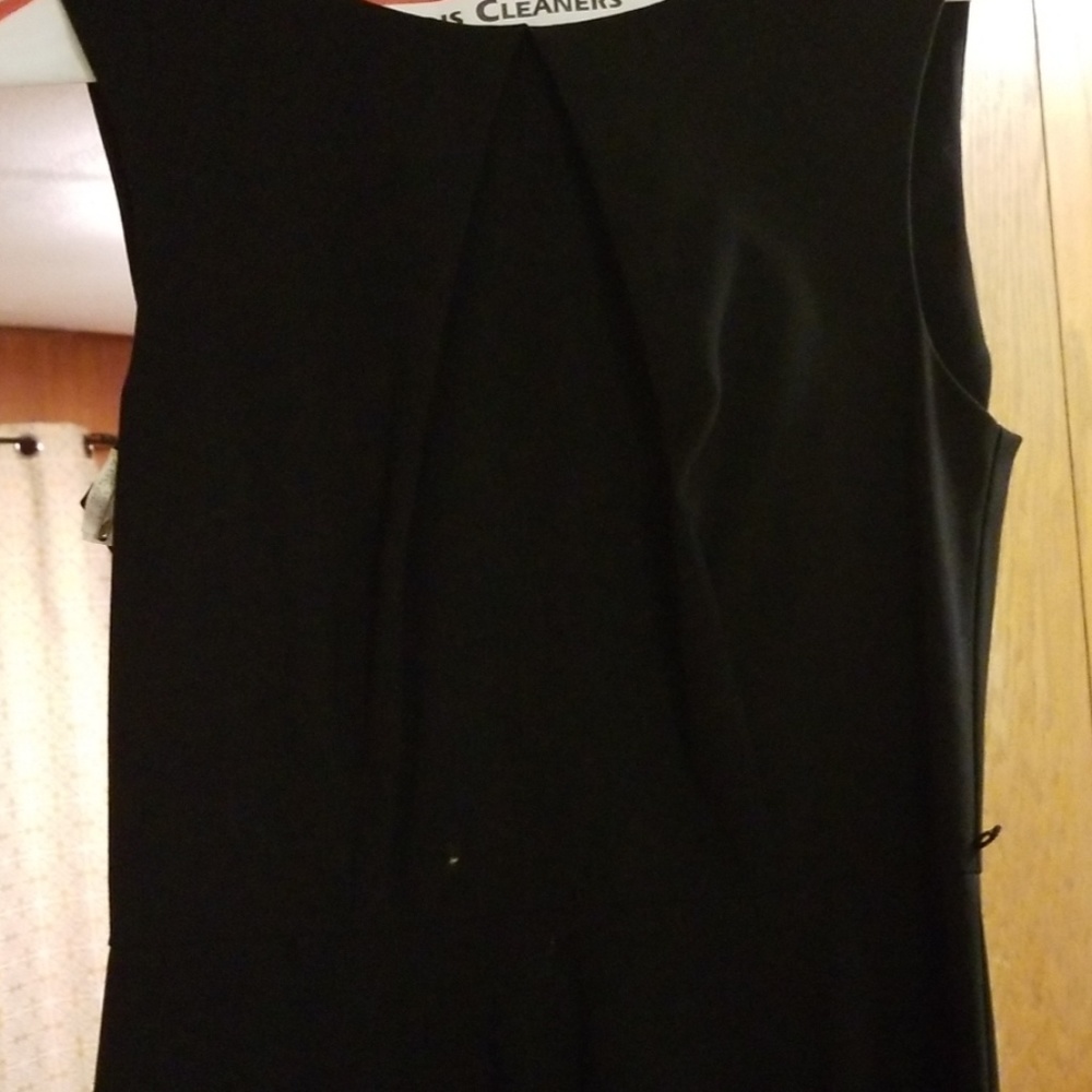 Dress - Picture 4 of 4